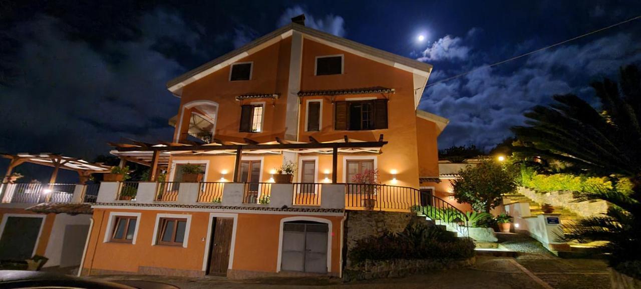 Villa Zufro Vibo Valentia Exteriör bild