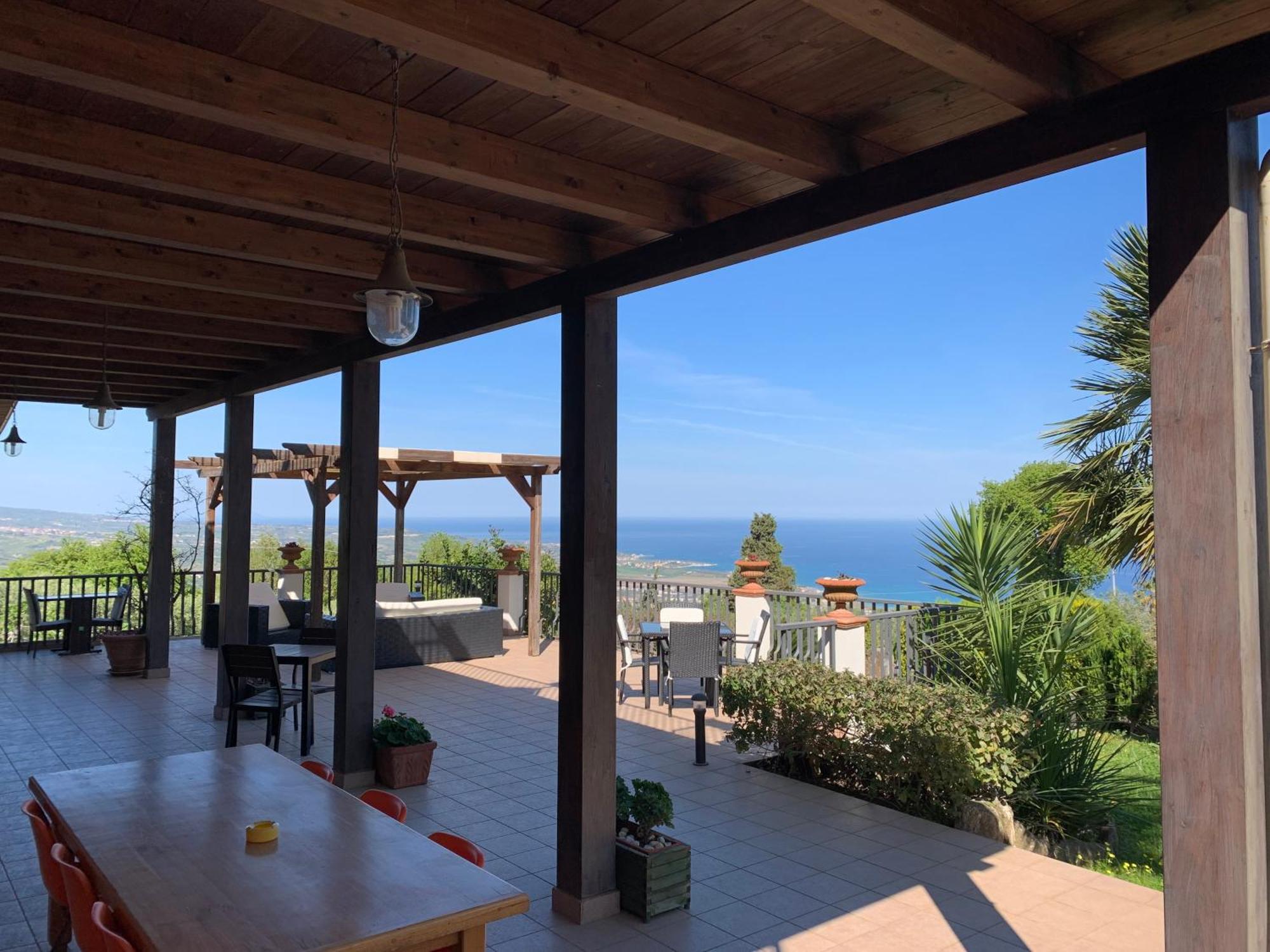 Villa Zufro Vibo Valentia Exteriör bild