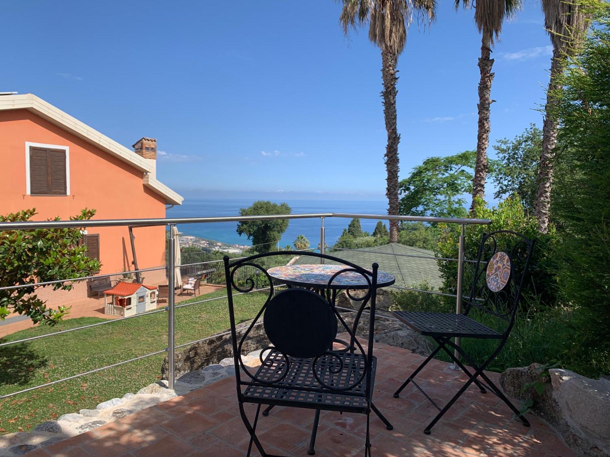 Villa Zufro Vibo Valentia Exteriör bild