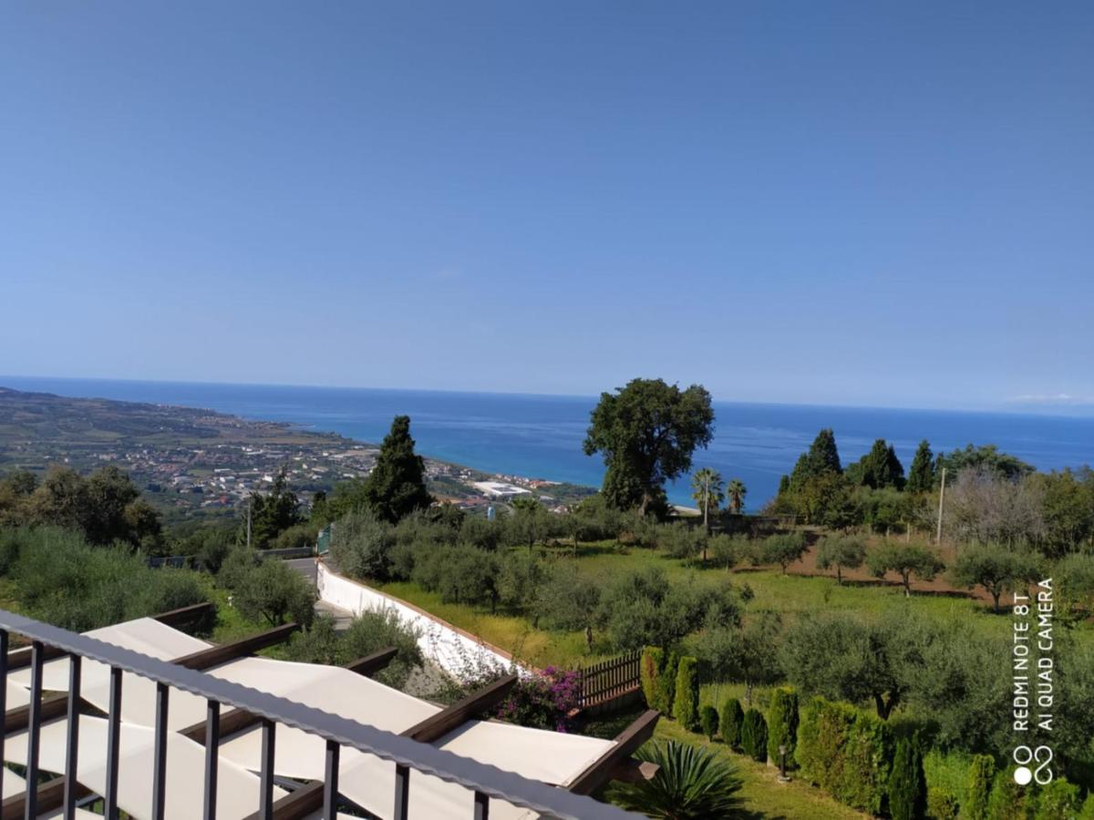 Villa Zufro Vibo Valentia Exteriör bild